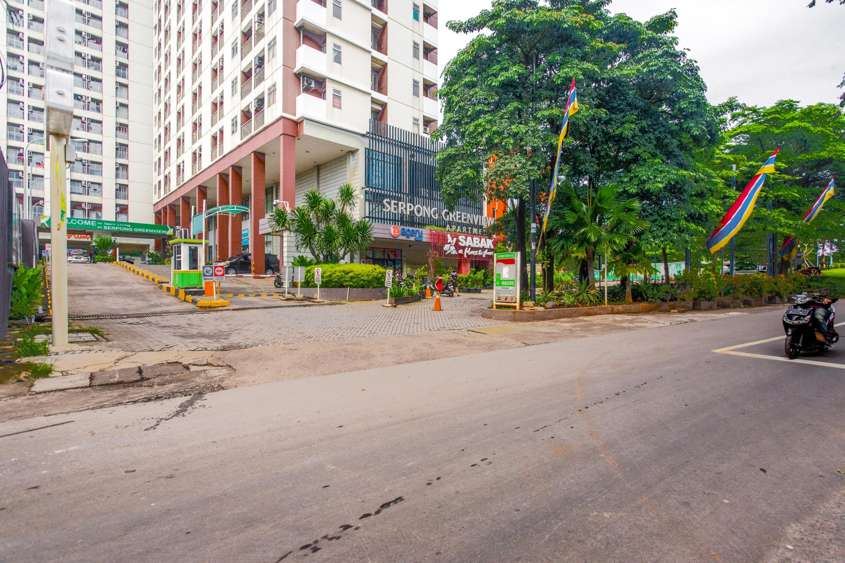 Oyo 2582 Apartemen Serpong Green View Тангеранг Екстер'єр фото